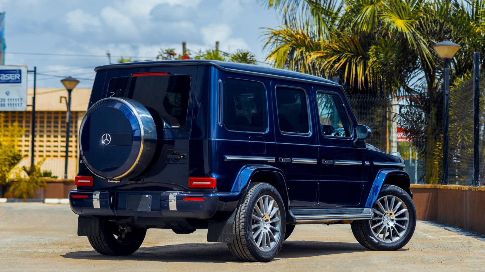 G350D (Metallic Blue)